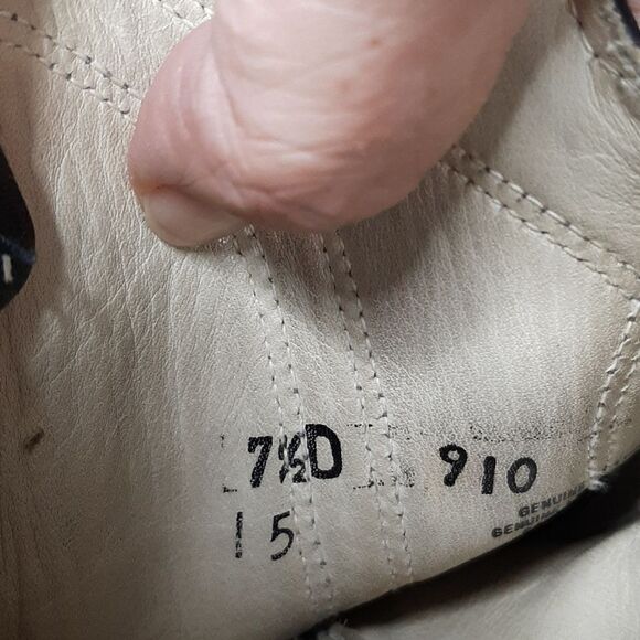 J. CHISHOLM Black Leather Boots - Picture 13 of 16